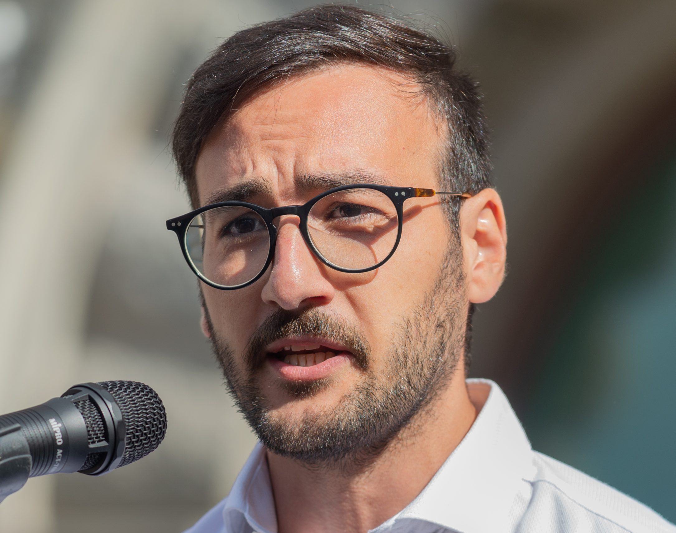 Tony Haddou talar vid demonstration 2023. Bild: Frankie Fouganthin